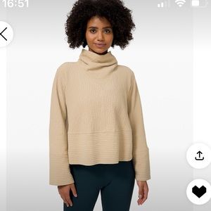 lululemon Retreat Yourself Pullover